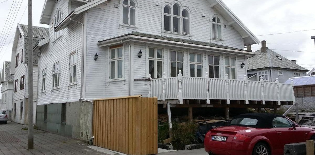2. etasje i gammal Sveitservilla