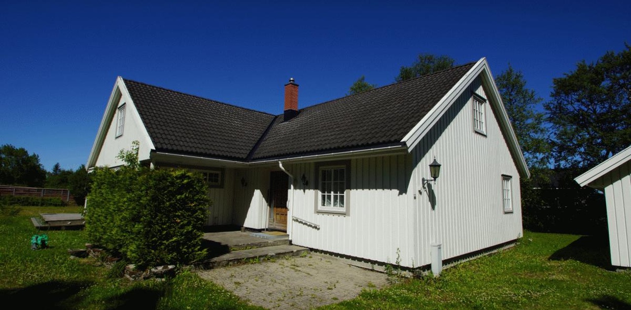 Hose with 5 sleeping room