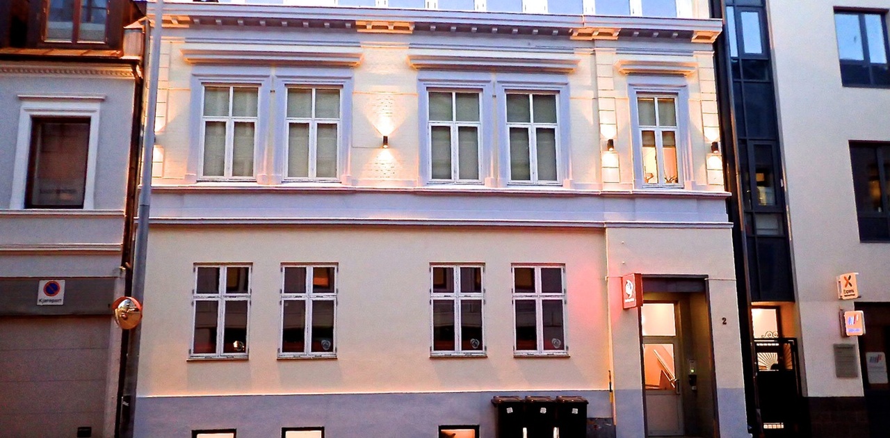 FASADE MOT DRONNINGENSGATE