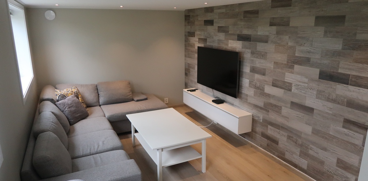 Stue sett fra gangen