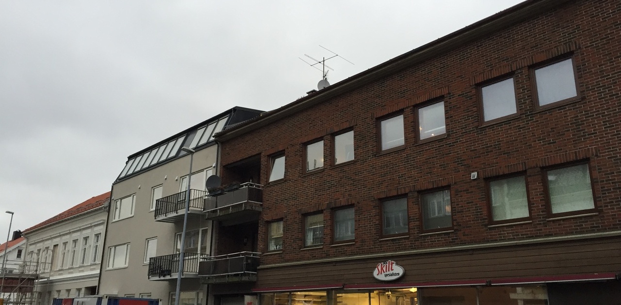 Leiligheten ligger i 2 etg med ny heis i bygget.