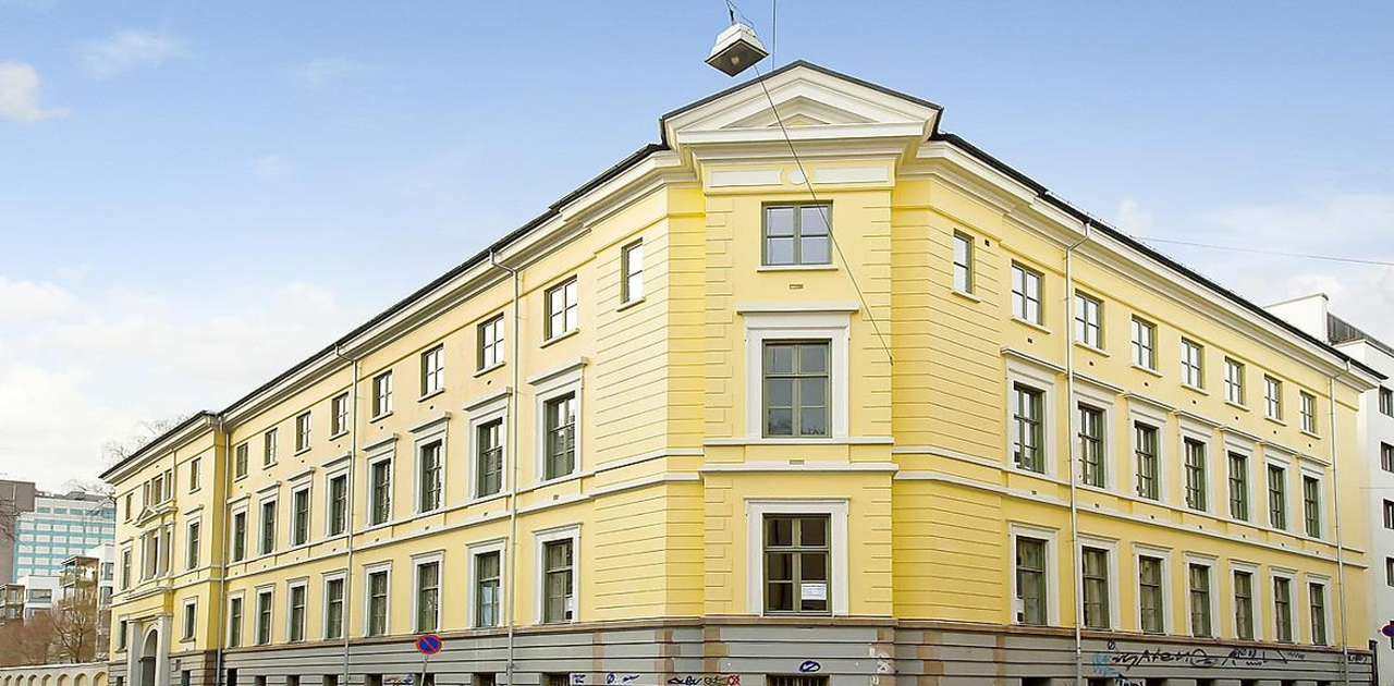 Fasade mot gate
