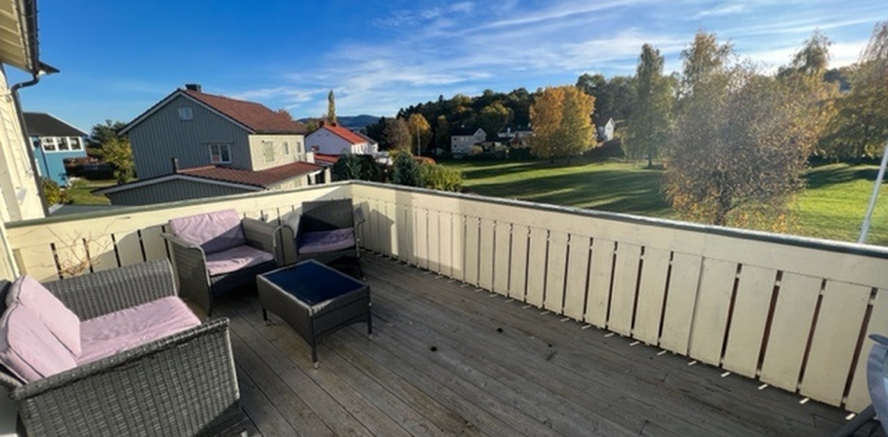 Stor veranda i 2.etg