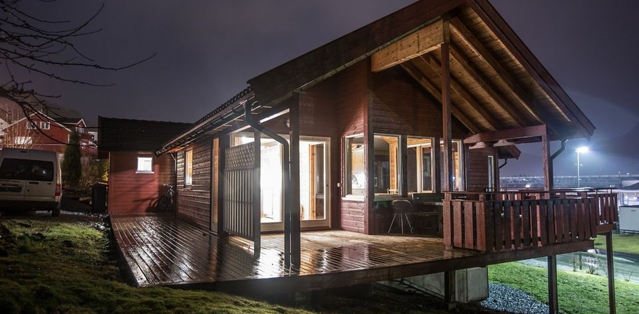 1 av to terrasser. Veldig solrikt.