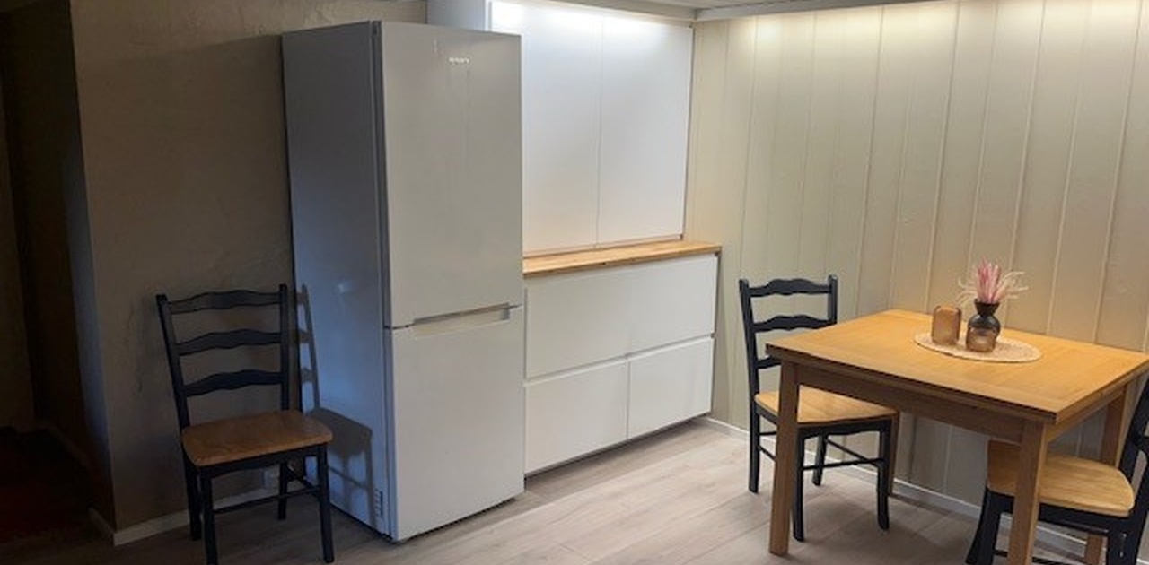 kjøkken med spiseplass