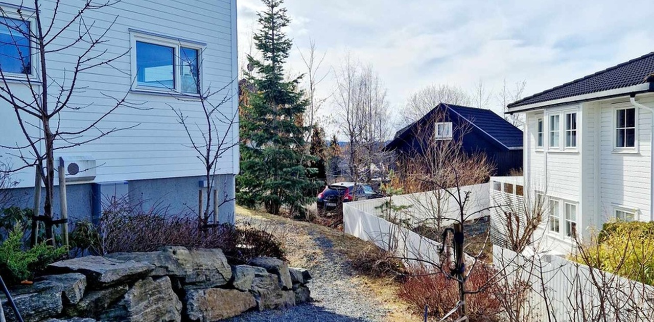 Gangsti til leilighet