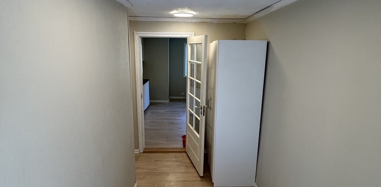 Inngangsparti med stor plass