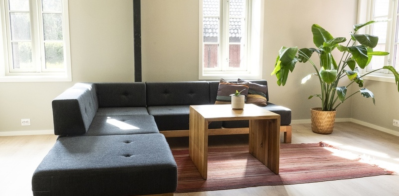 Stor stue med plass til besøk