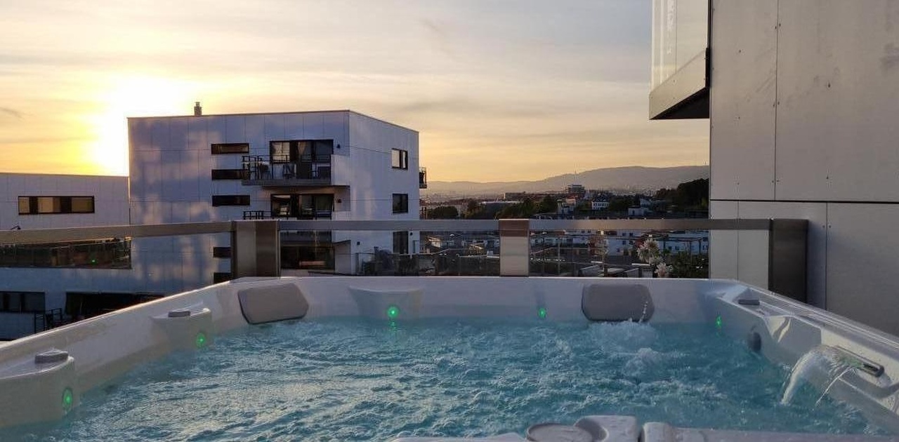 Jacuzzi på privat takterrasse