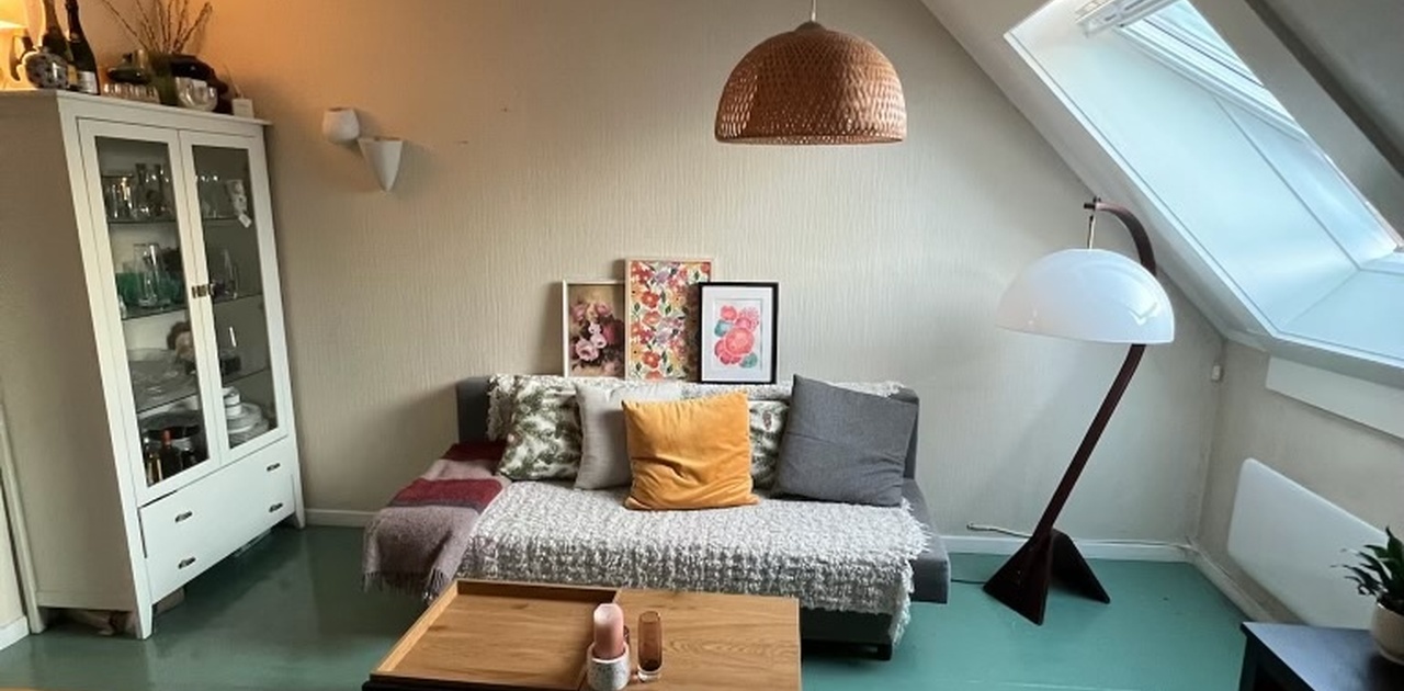 Stue. Sett fra soverom.