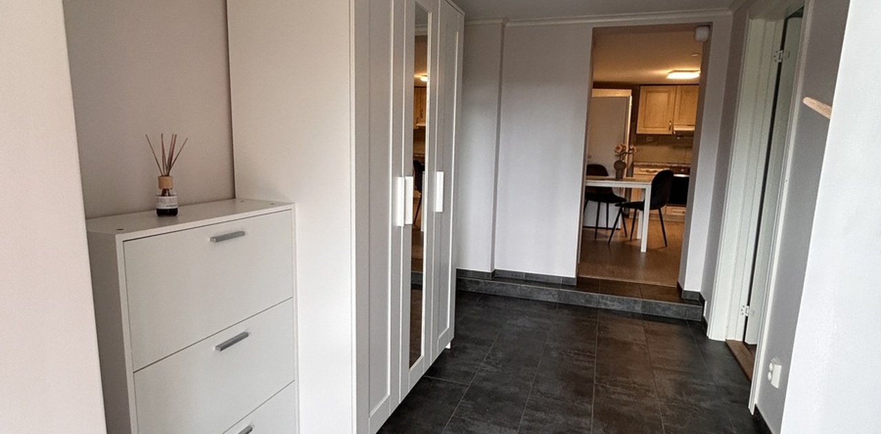 Romslig inngangsparti