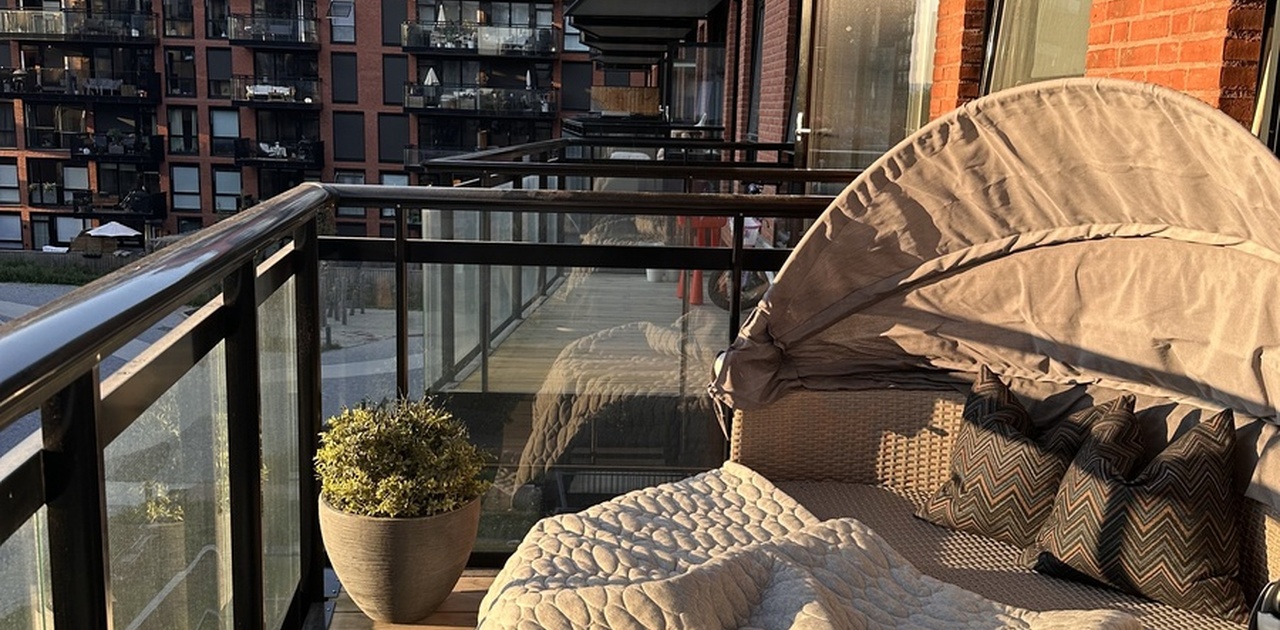 Balkong med daybed