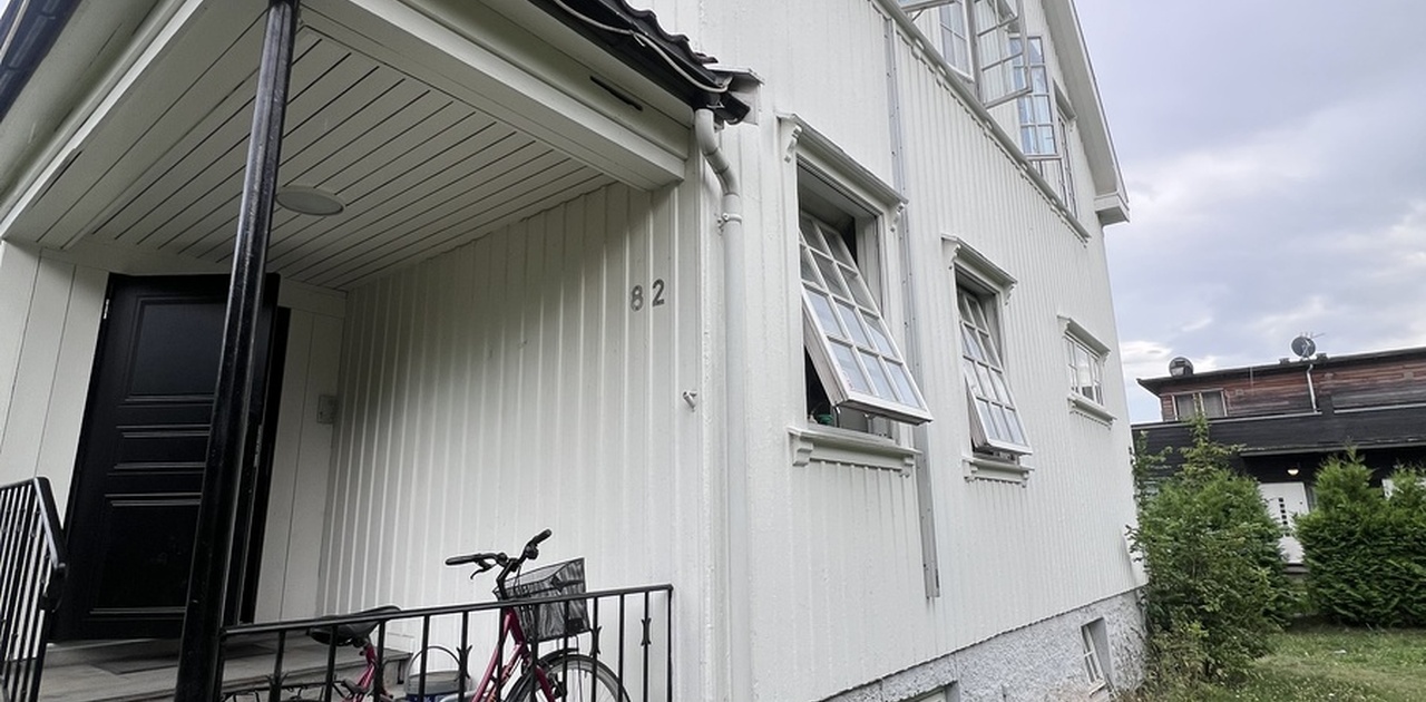 Husets fasade, stort hus