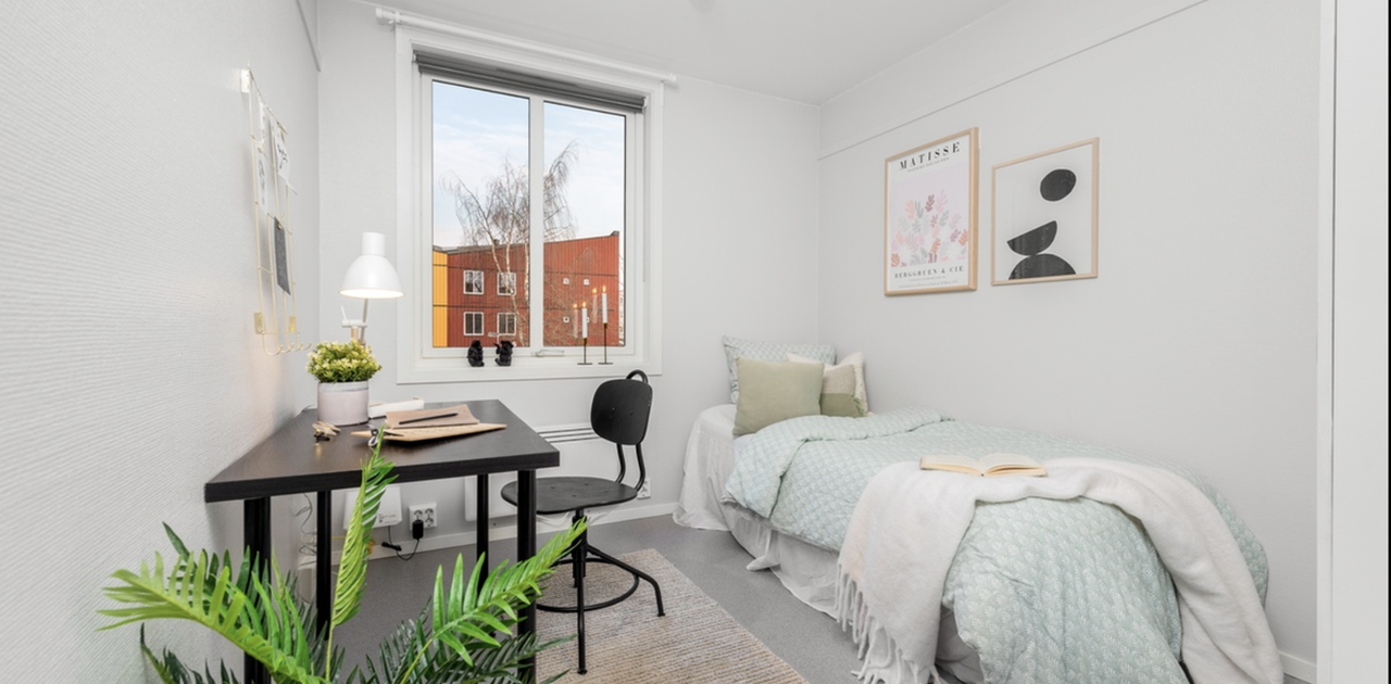 Sample furnished room (Campus Living photo)