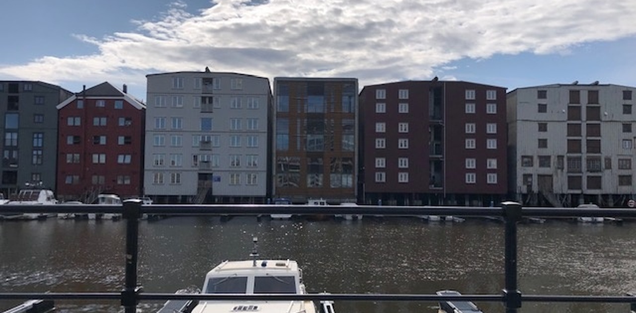 Den røde bryggen