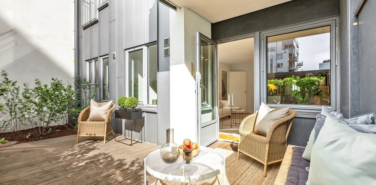 Flott 3-roms i moderne bygg med god standard og solrik privat terrasse