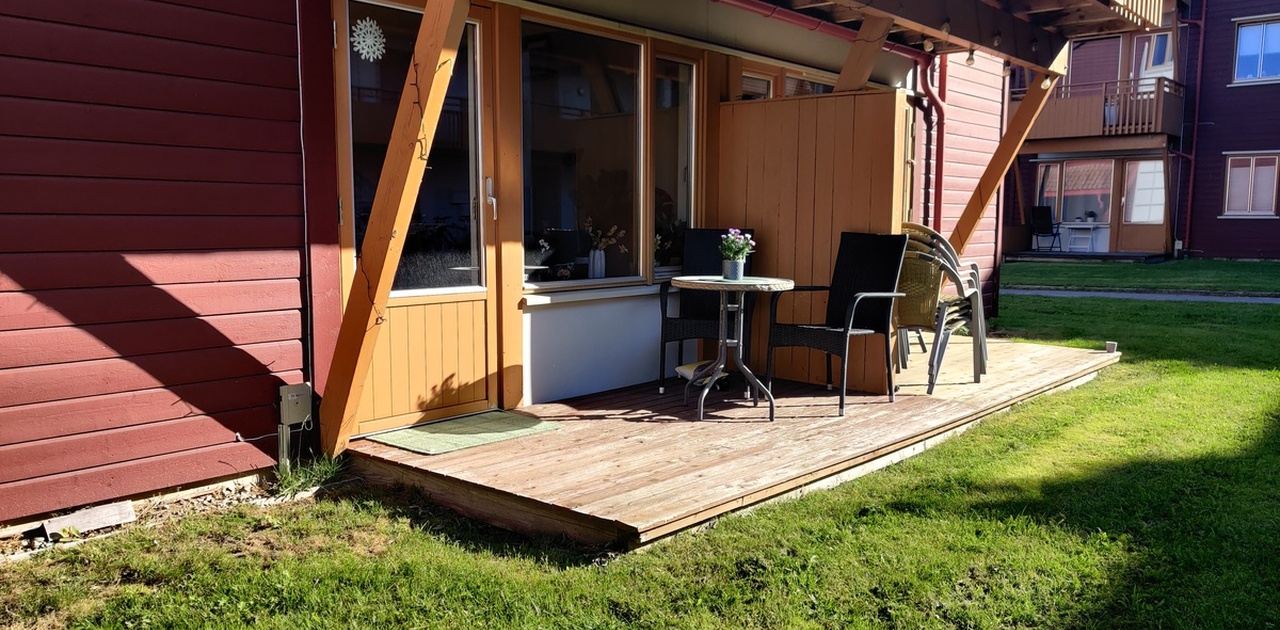 Flott terrasse med mye sol i løpet av dagen