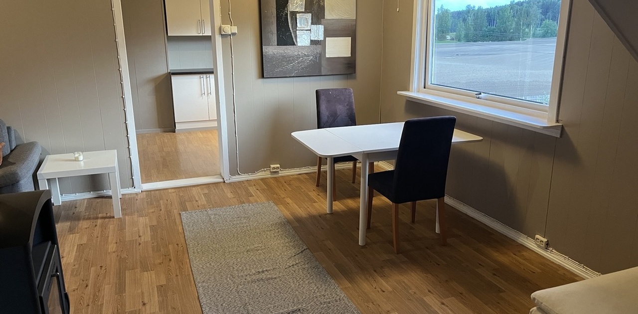 Spiseplass med utsikt til Hurdalssjøen