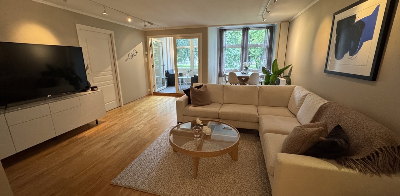 Nesten tilsvarende leilighet - speilvendt