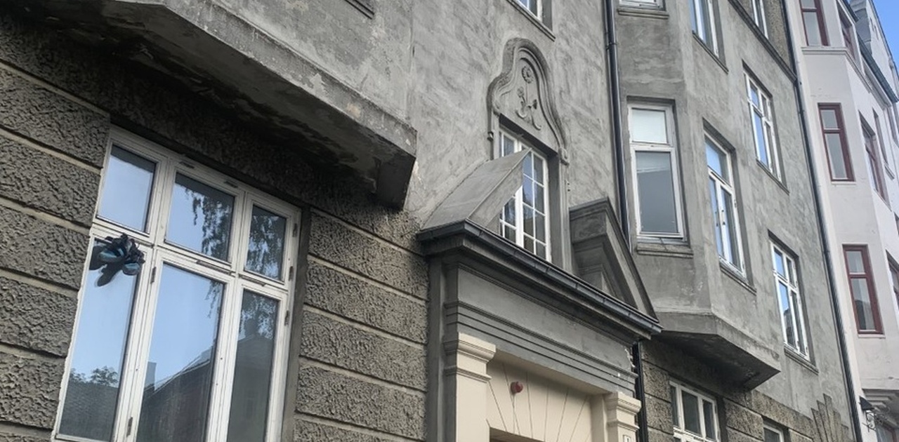 Bergljots gate 1. 100 meter fra studentersamfundet og 10 min gange til NTNU Gløshaugen og Trondheim torg