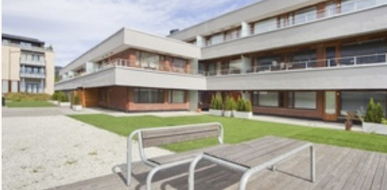 Fasade, skjermet fra Vækerøveien