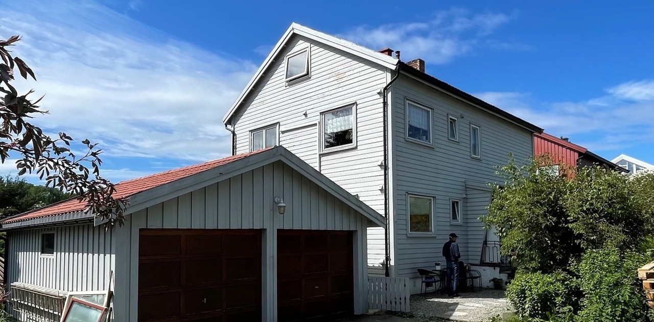 Parkering foran garasje inkludert