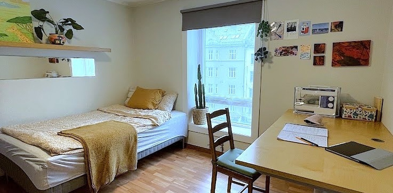 Soverom. Kontorstol følger med, men er ikke avbildet.