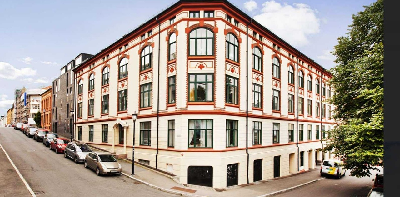 Veldig fint og sentralt bygg.