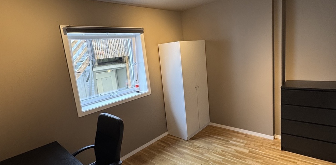 Soverommet som er ledig for fremleie (seng er inkludert)