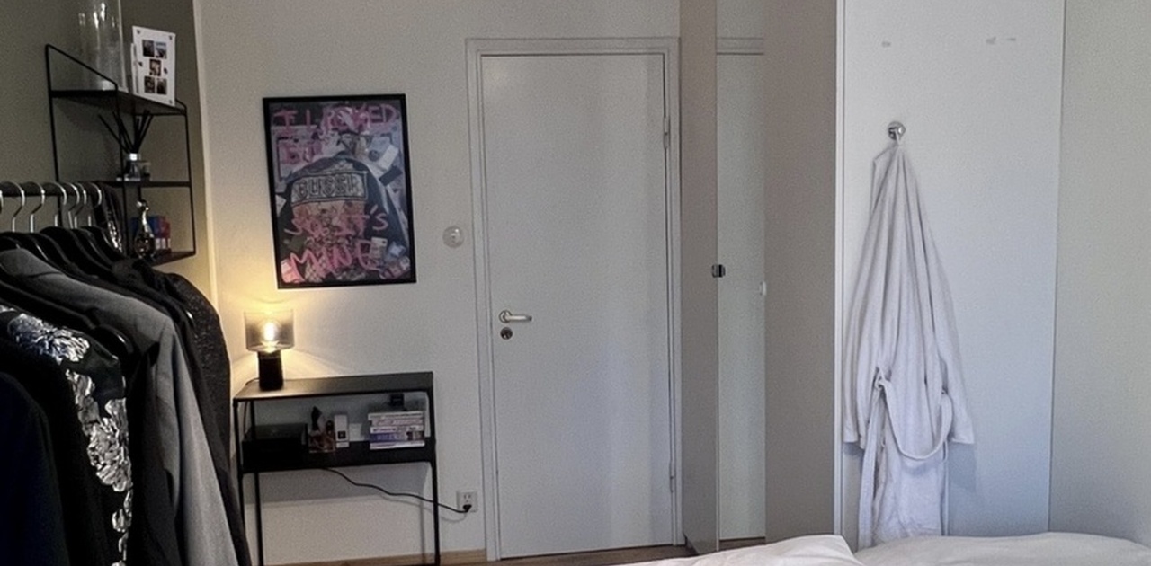 Soverommet er på ca 9,5 kvm