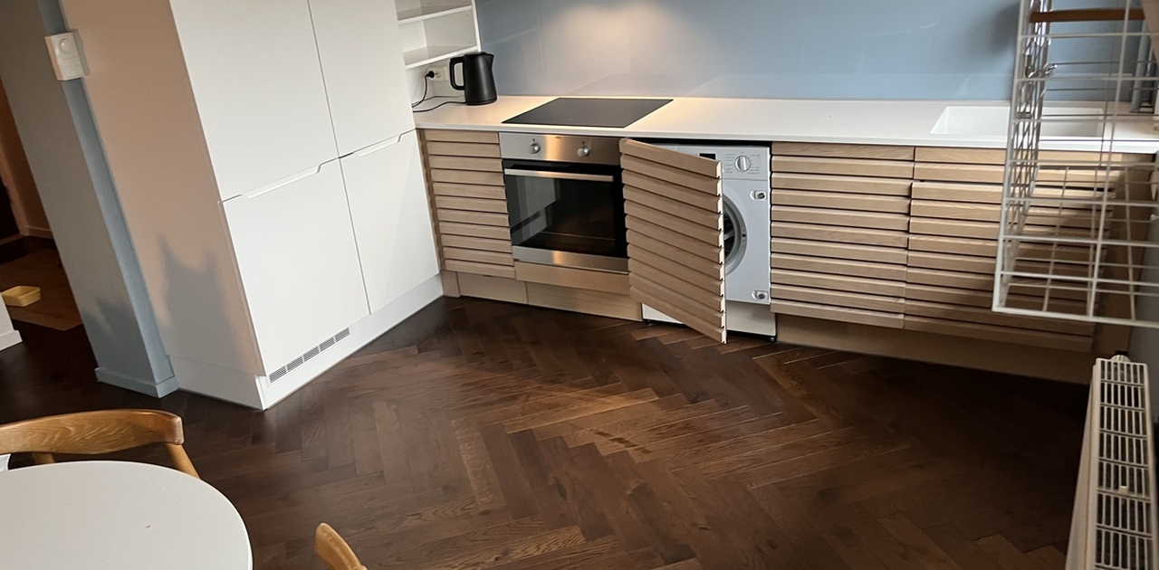 Stue og kjøkken i ett