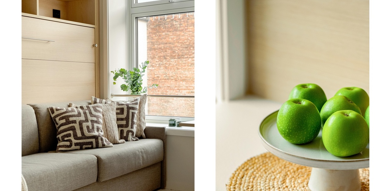 Stor fin sofa med uttrekksbar seng gjemt i hyllen (eks. fra tilsvarende leilighet)