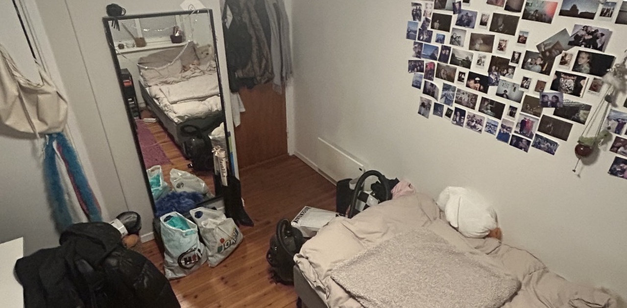 God plass på rommet, og god lydisolering mot naborommet