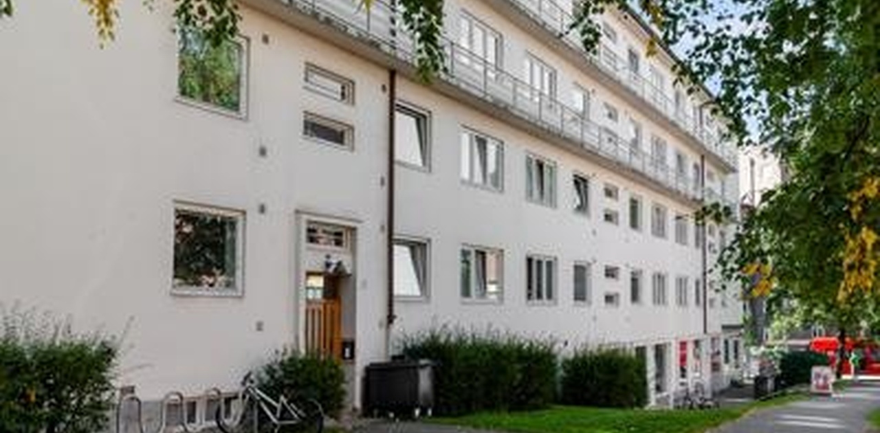 Gjøvikgata 1C. Rett ved Advokat Dehlis Plass.