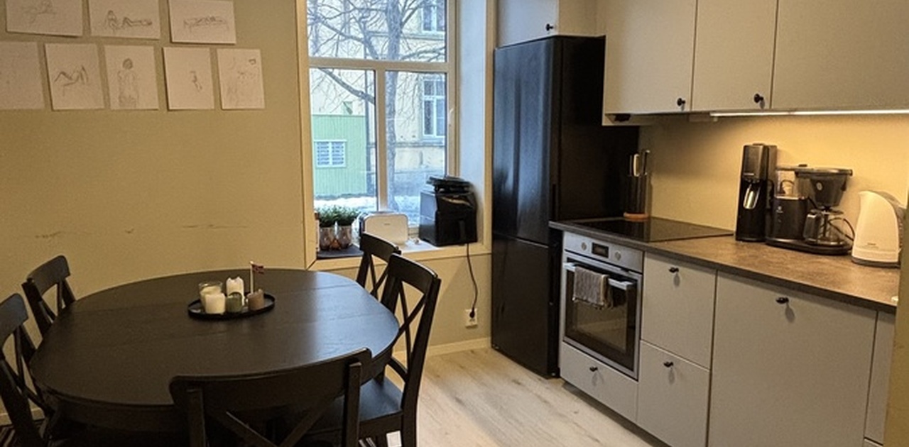 Kjøkken nytt fra 2024 med stor spisestue