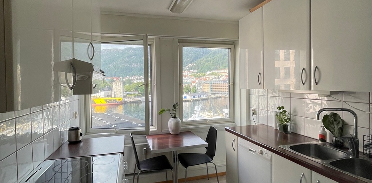 Kjøkken med fantastisk utsikt over Bryggen