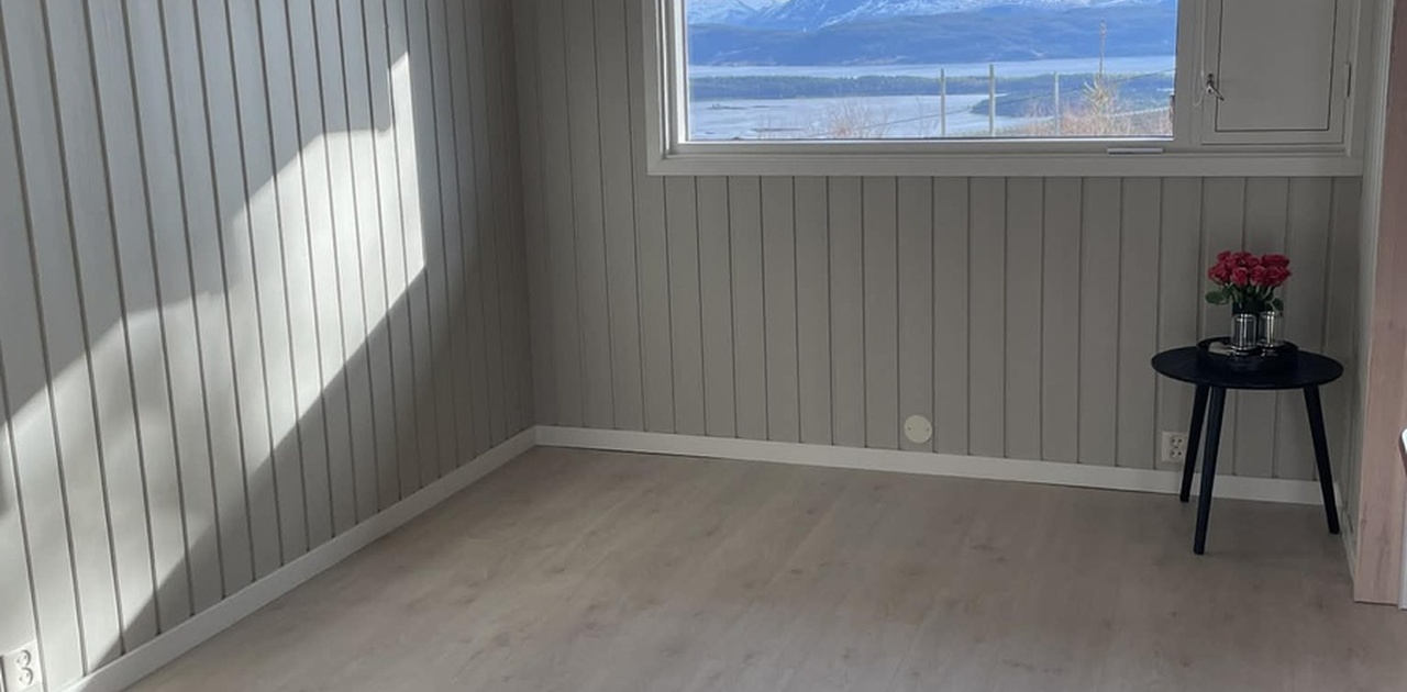 Stue med vakker utsikt