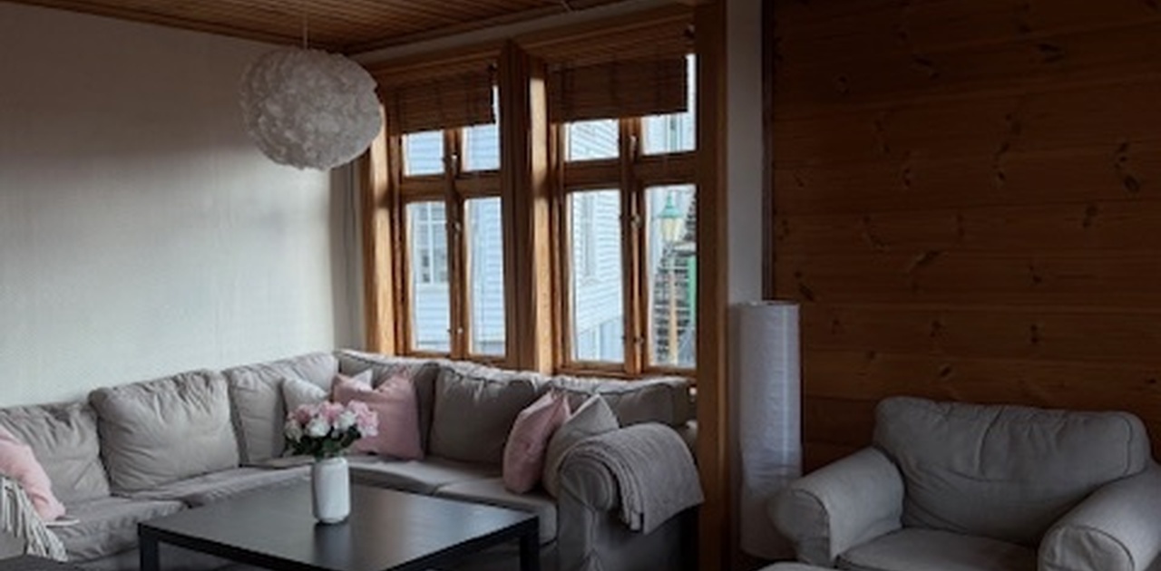 Stor og romslig stue <3