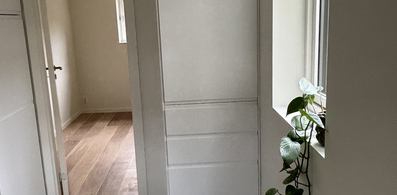 Fra kjøkken mot soverom