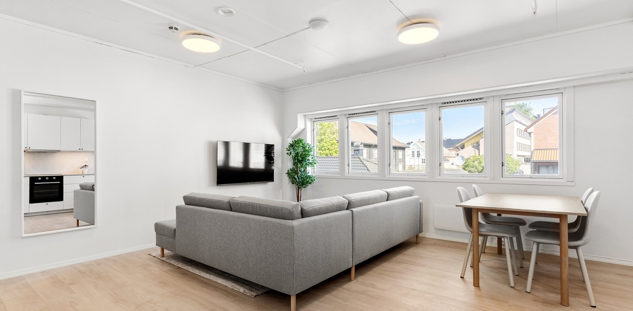 Velkommen inn! Helt nytt kjøkken med integrerte hvitevarer.