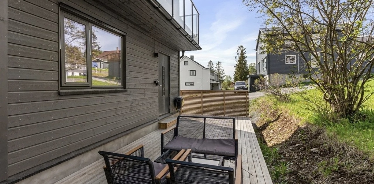 Inngangsdøren til hybelen