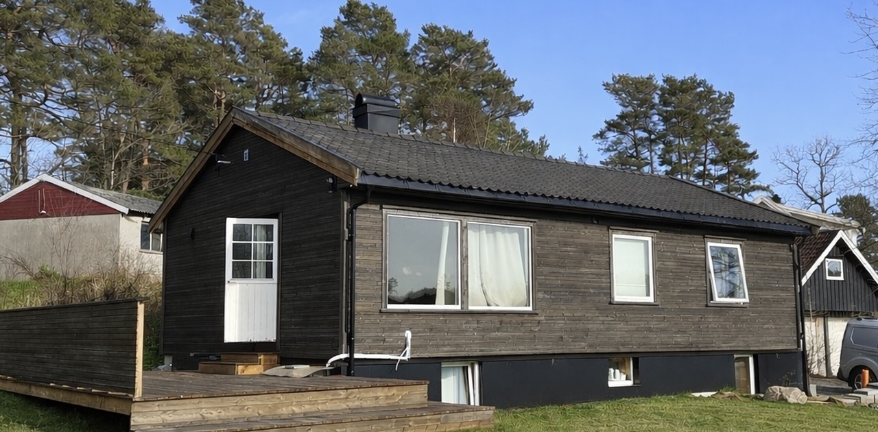 Velkommen til Vestre Grøm 11 - Luftig og solrik beliggenhet for deg som liker å nyte livet utendørs