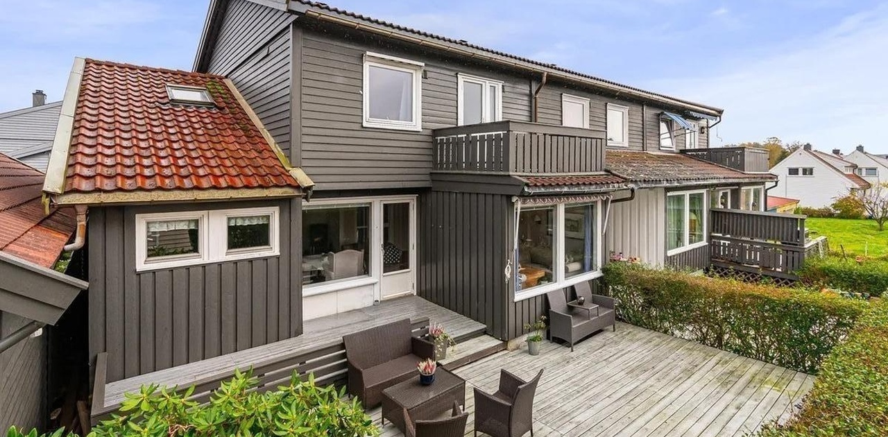 Velkommen til Tryms Vei 14A, solrik terrasse.