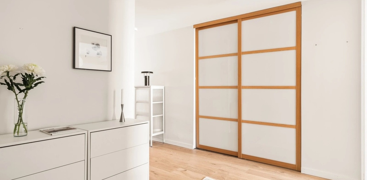 Velkommen inn i koselig leilighet. (Merk at kommode og hylle ikke følger med)