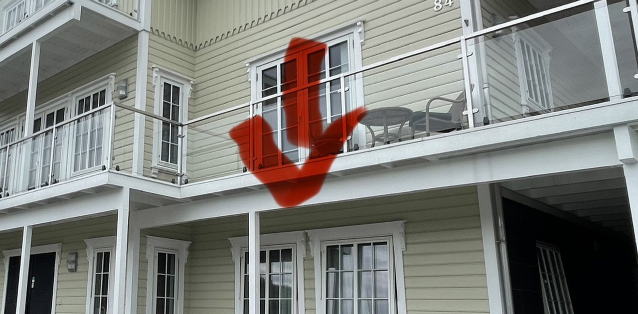 Uteplass med hagemøbler