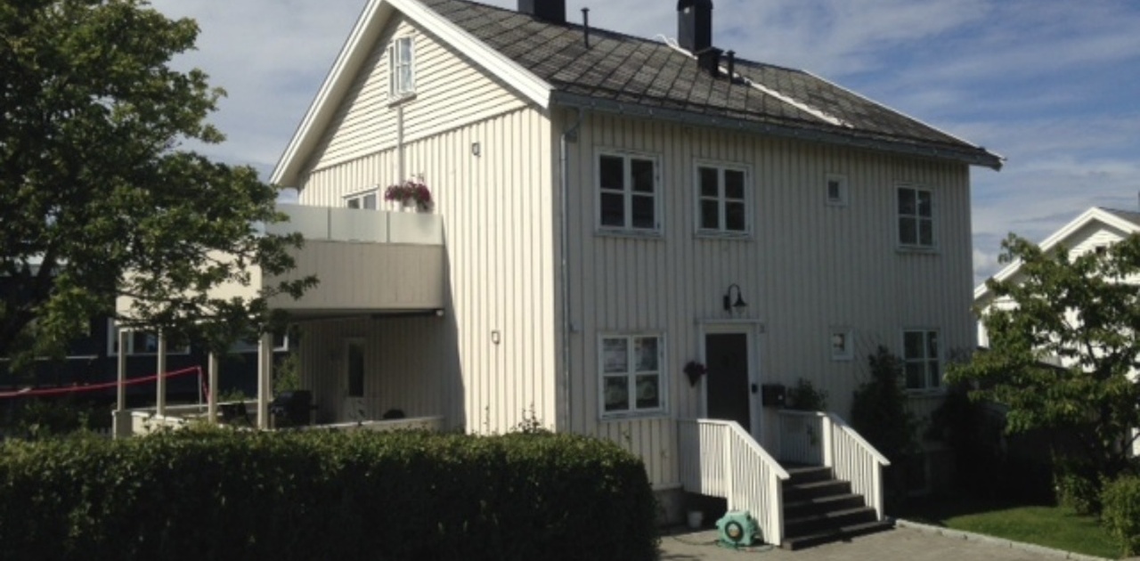 Leiligheten ligger i 2 og 3 etasje