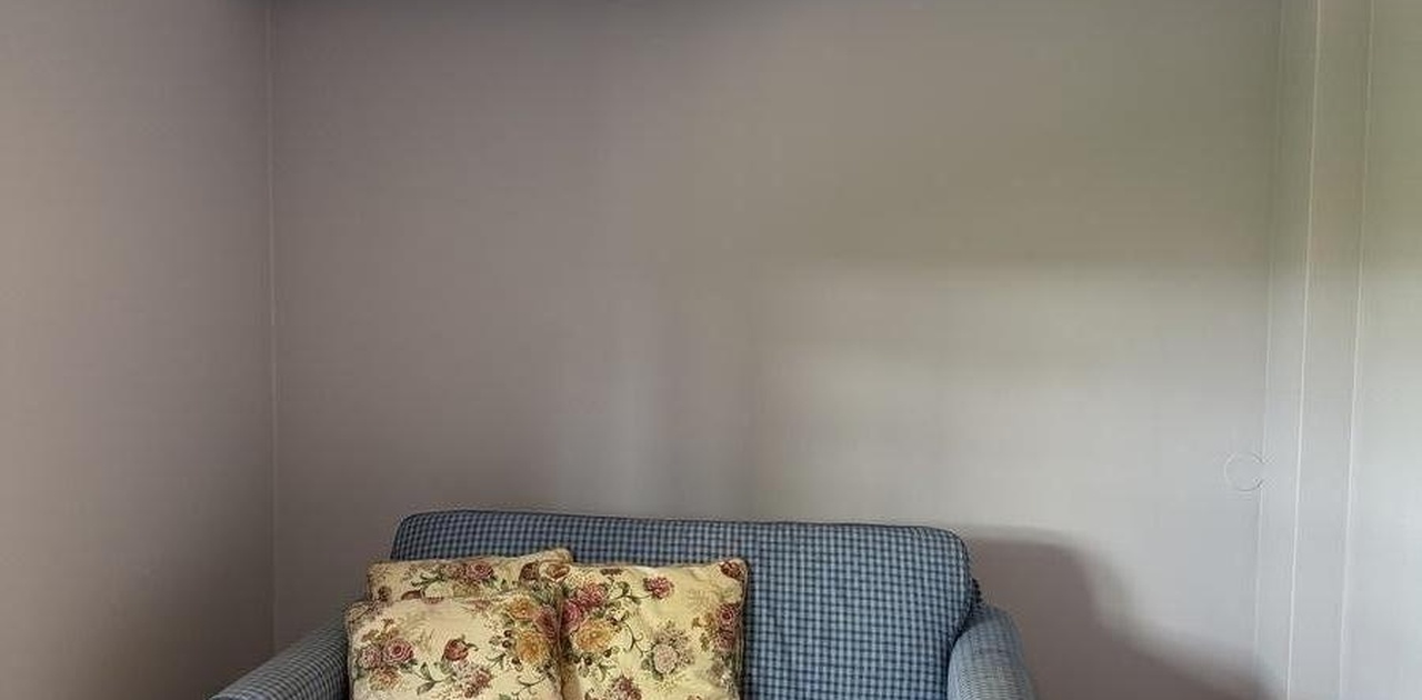 Nyoppusset soverom med ubrukt sovesofa