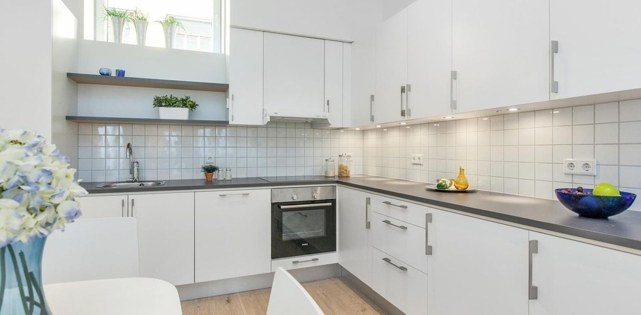 Kjøkken (fra tidl.annonse. Har lavere takkhøyde)
