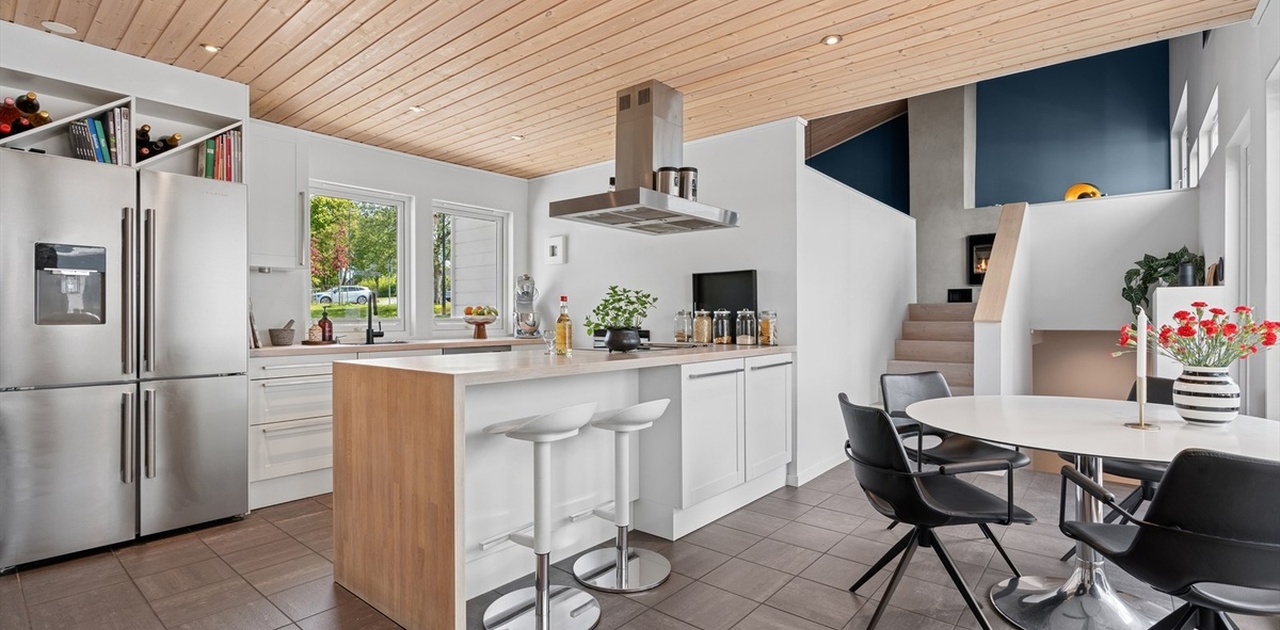 Stort, moderne kjøkken