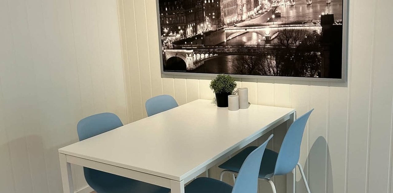Eteplass ved kjøkken